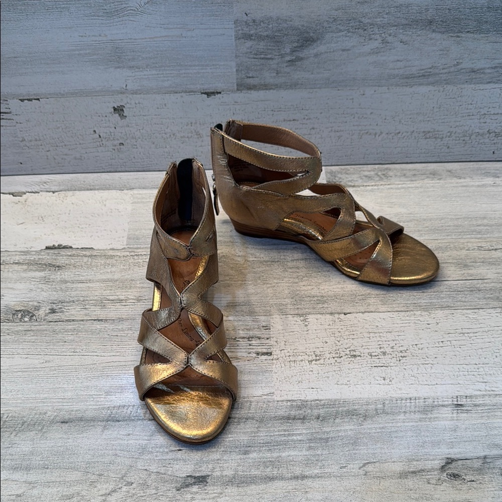 Sofft Gold Sandals with Adjustable Straps